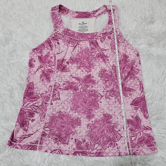 NordicTrack Yoga Fitness Tank Racer Back Built-in Coverage Size L 💪 👀 - Picture 9 of 14